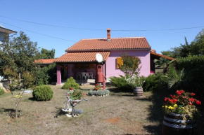 Apartments with a parking space Valbandon, Fazana - 7227